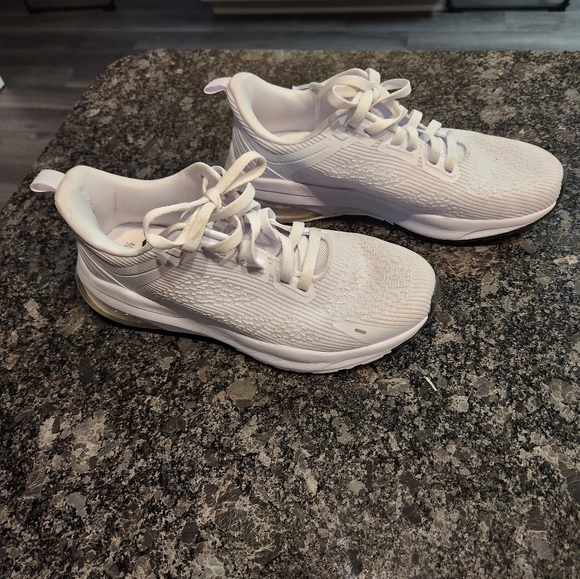 AVIA shoes sz 8.5 - Picture 2 of 6